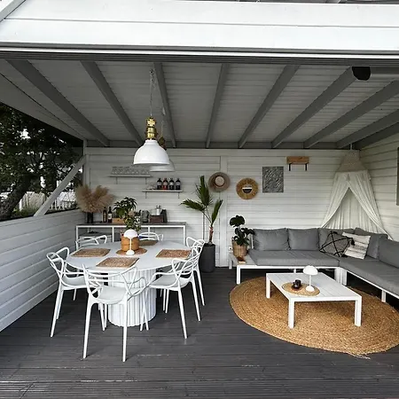 Villa Breeze *